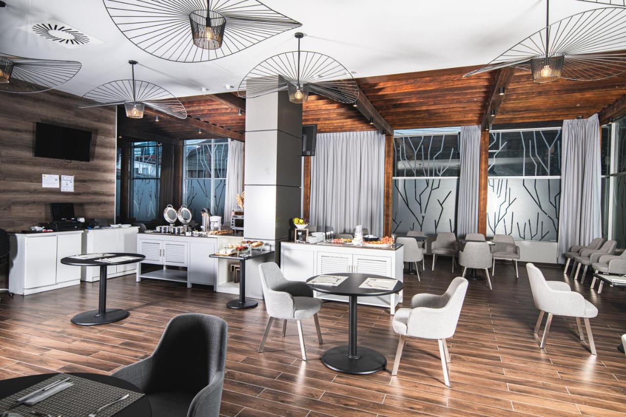Rennova Hotel